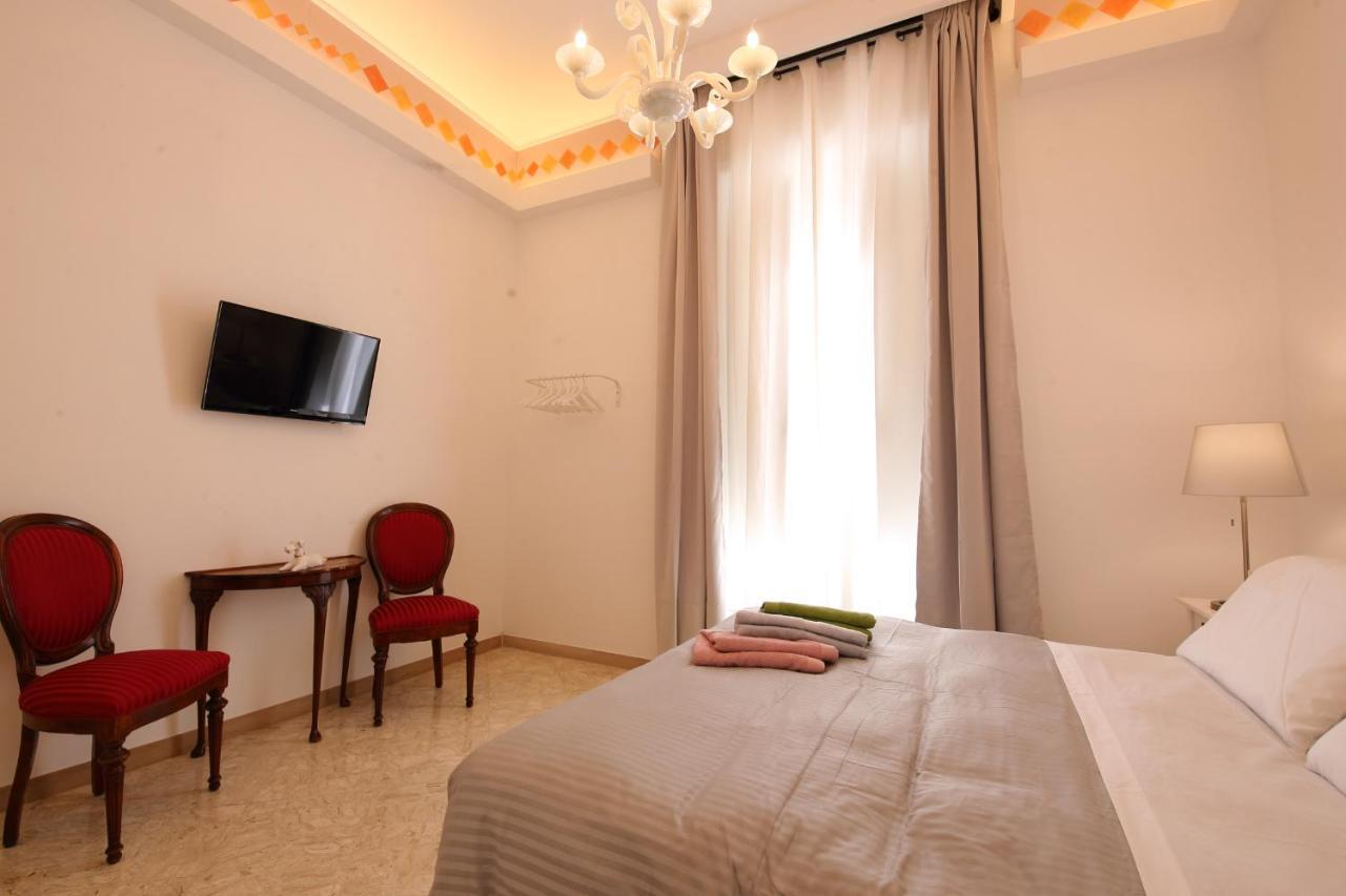 L.T. Bari Suite _ Locazioni Turistiche _ Luaran gambar