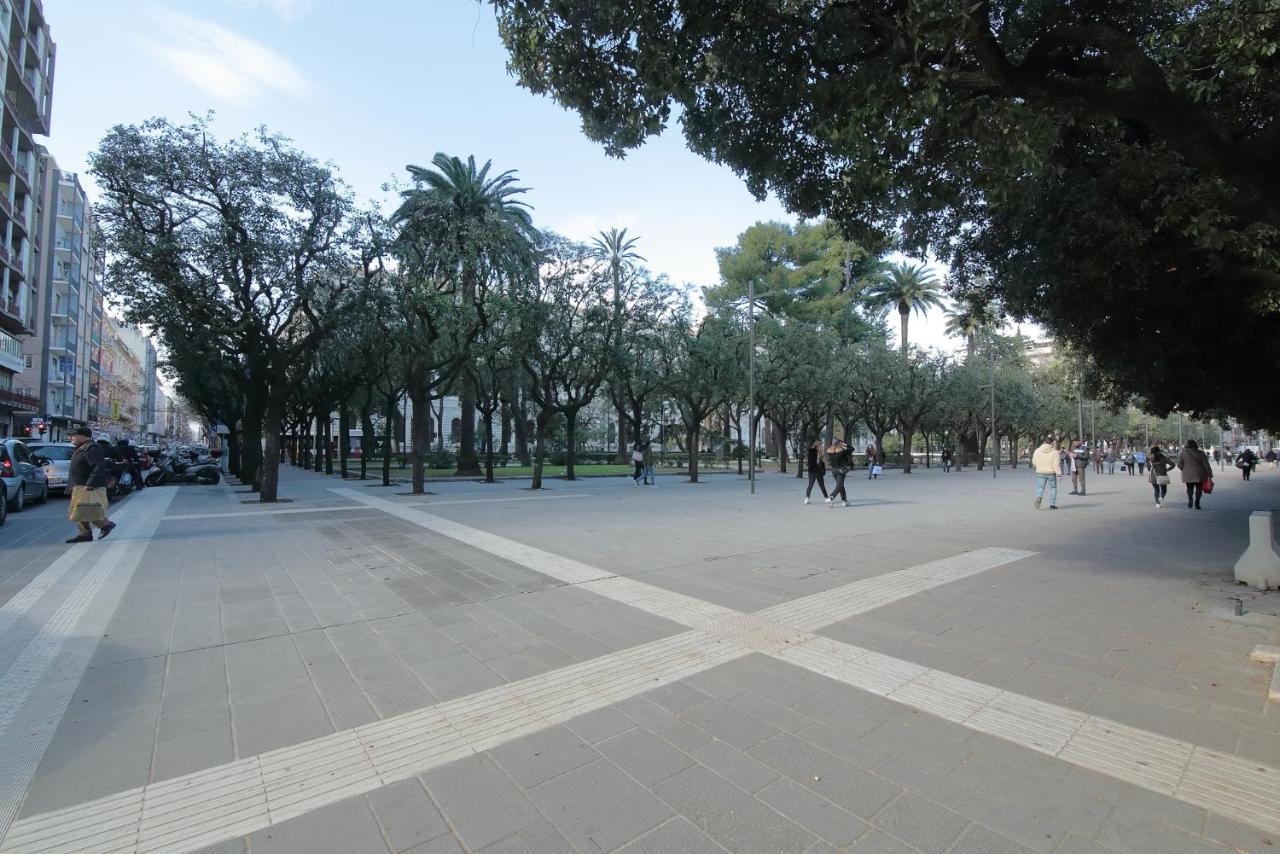 L.T. Bari Suite _ Locazioni Turistiche _ Luaran gambar